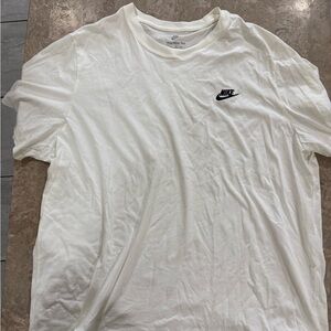 Nike Men's White T-Shirt